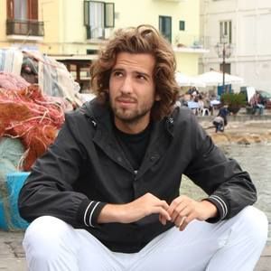 Meet your Posher, Nicholas